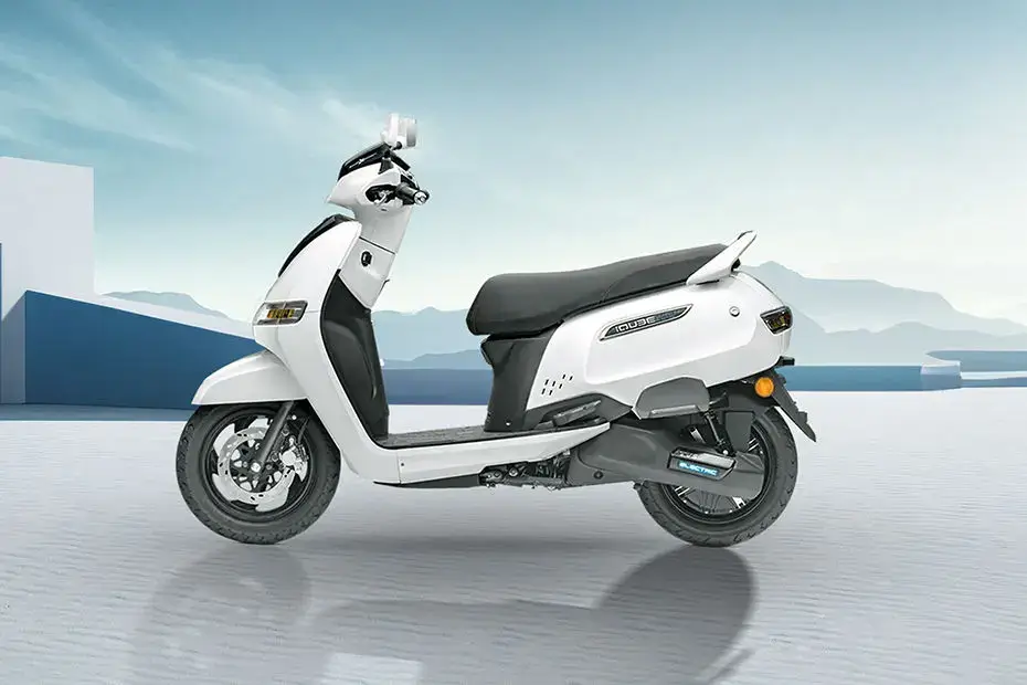 bikecarhub TVS iQube ST bikecarhub TVS iQube ST